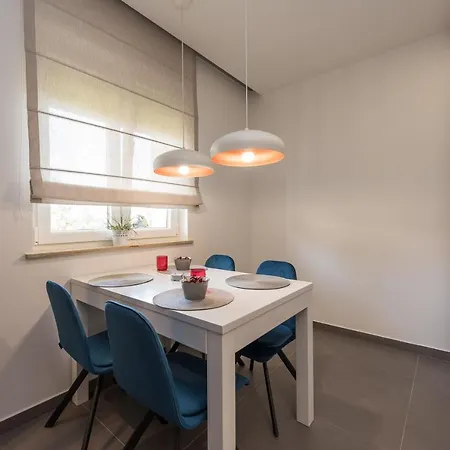 Dali Apartament *